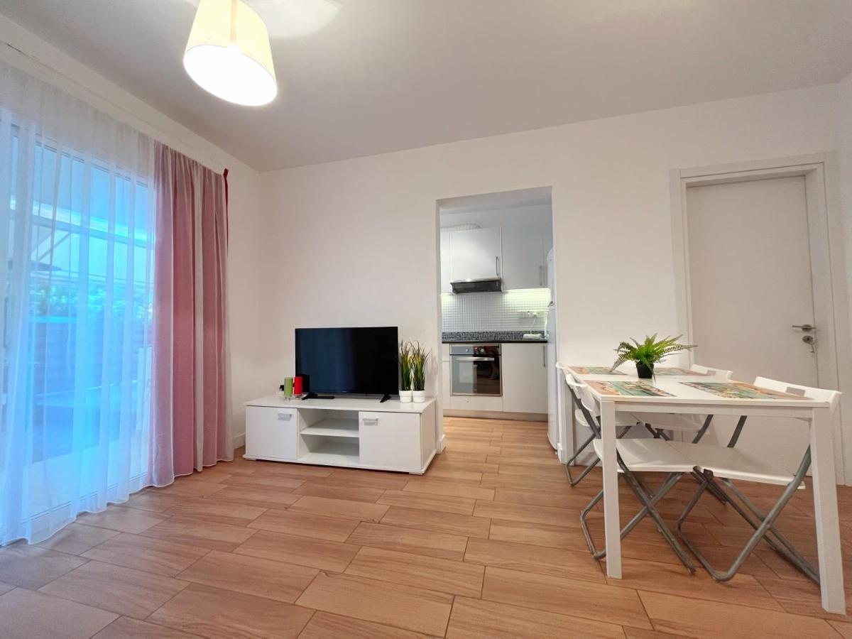 Central 2 Bedroom Apt Terrace And Pool Ayia Napa Ngoại thất bức ảnh